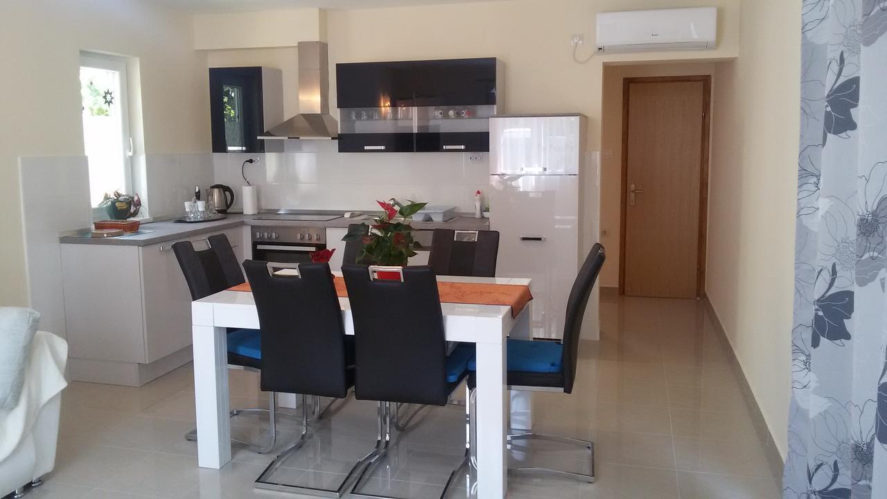 Apartment Anita Vodice Exterior foto