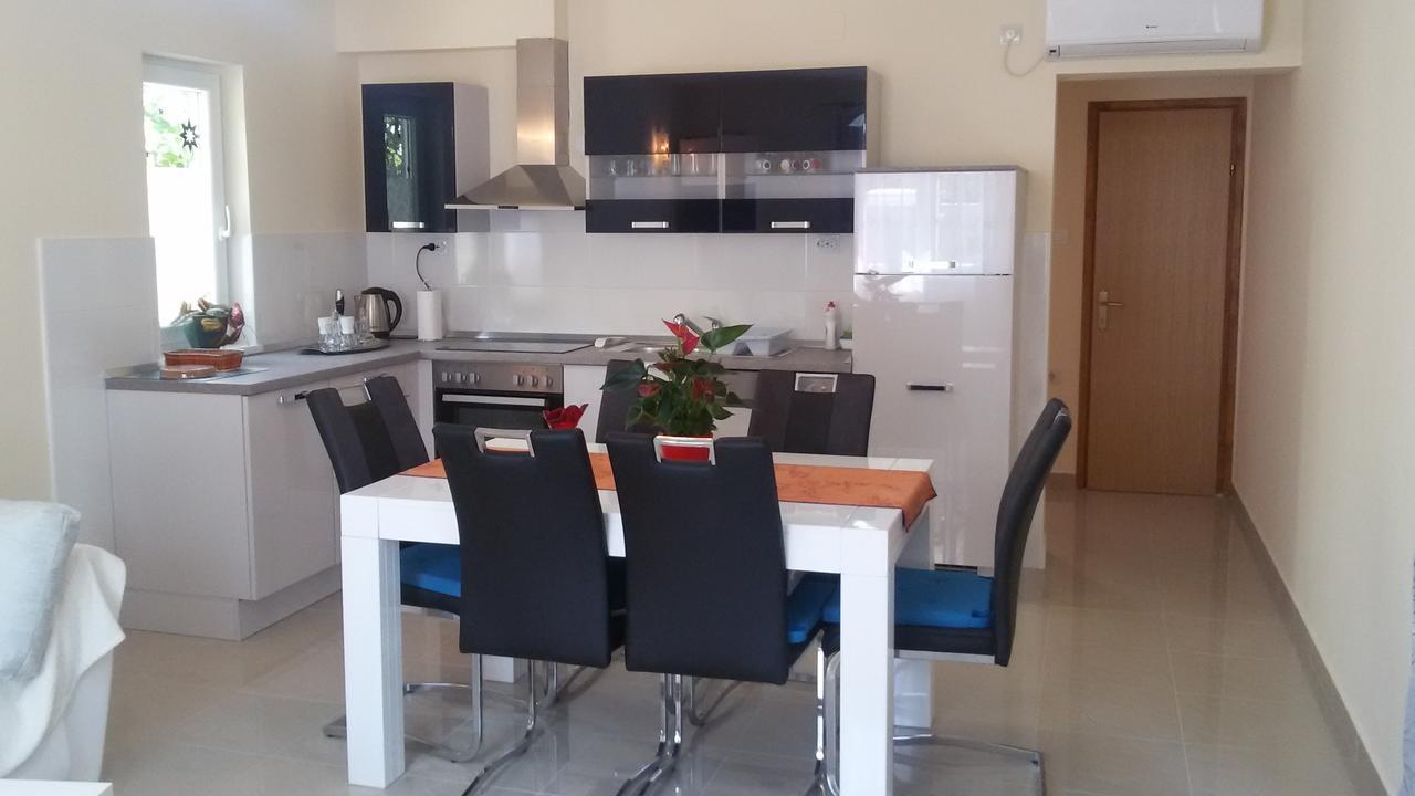Apartment Anita Vodice Exterior foto